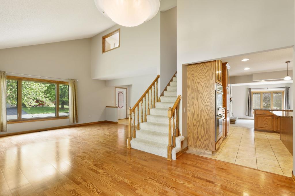 731 North Hay Lake Road Eagan, MN 55123 - Photo 12 of 54 Gallery Image 12