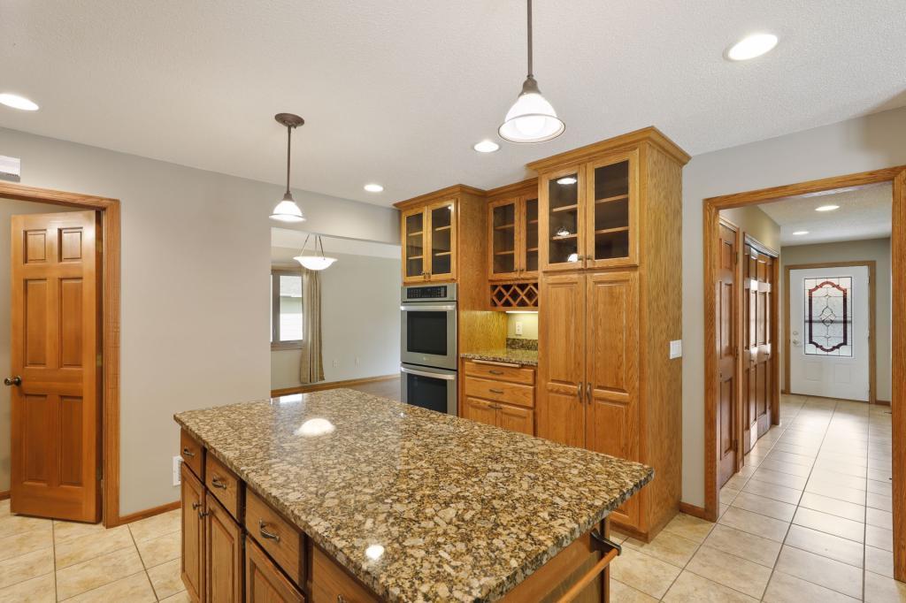 731 North Hay Lake Road Eagan, MN 55123 - Photo 14 of 54 Gallery Image 14