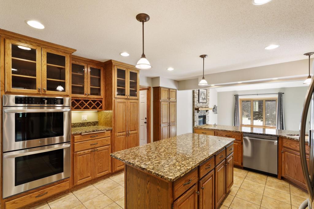 731 North Hay Lake Road Eagan, MN 55123 - Photo 16 of 54 Gallery Image 16