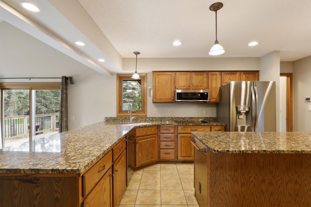 731 North Hay Lake Road Eagan, MN 55123 - Photo 17 of 54 Gallery Image 17