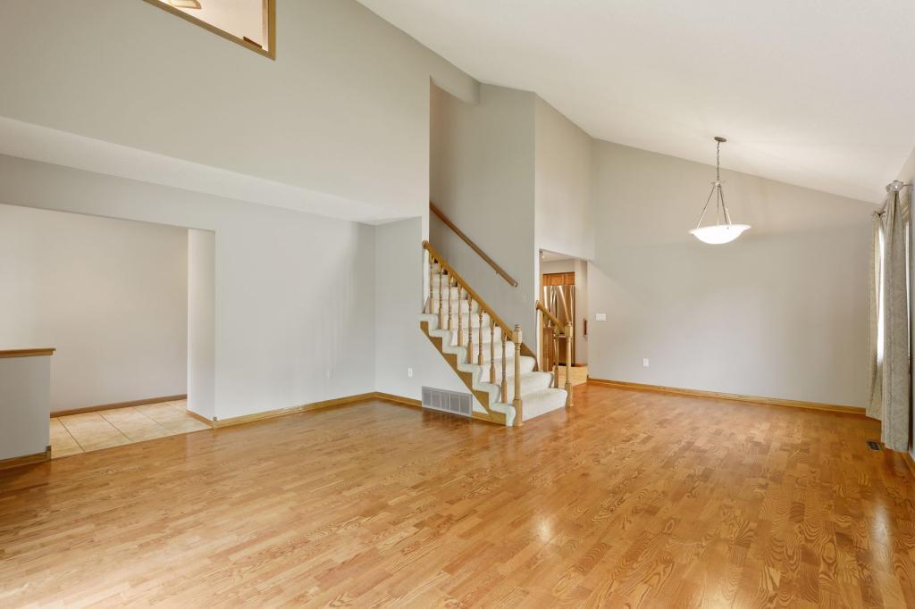 731 North Hay Lake Road Eagan, MN 55123 - Photo 10 of 54 Gallery Image 10