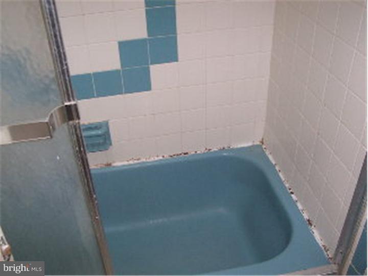 1509 Elson Road Brookhaven, PA 19015 - Photo 14 of 18 Bathroom
