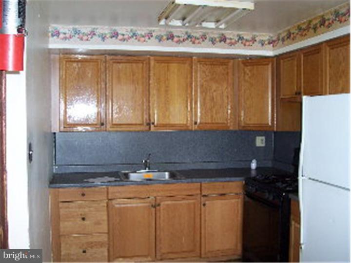 1509 Elson Road Brookhaven, PA 19015 - Photo 6 of 18 Kitchen