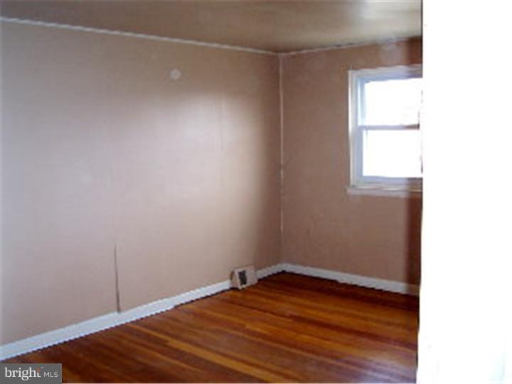 1509 Elson Road Brookhaven, PA 19015 - Photo 8 of 18 Bedroom