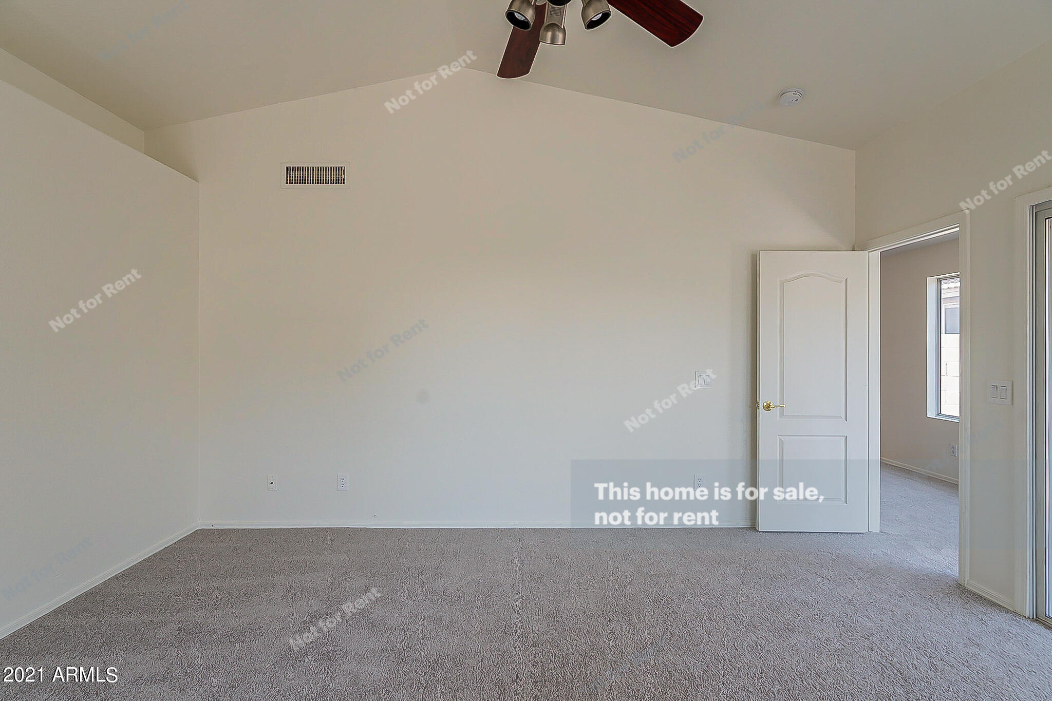 179 West Smoke Tree Road Gilbert, AZ 85233 - Photo 27 of 36 listing_24