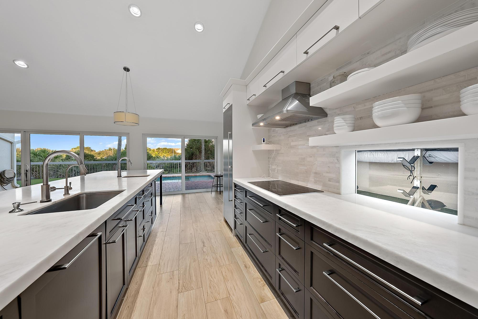 223 Ridge Road Jupiter, FL 33477 - Photo 14 of 46 Kitchen