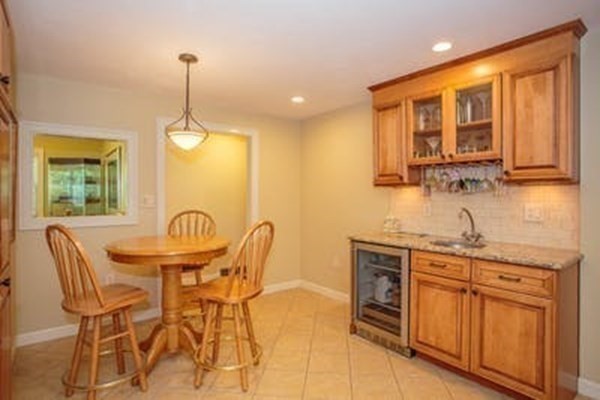 6 Lakeview Street Sharon, MA 02067 - Photo 8 of 22