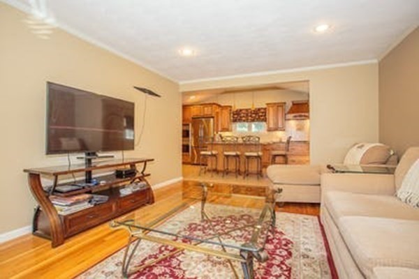 6 Lakeview Street Sharon, MA 02067 - Photo 10 of 22