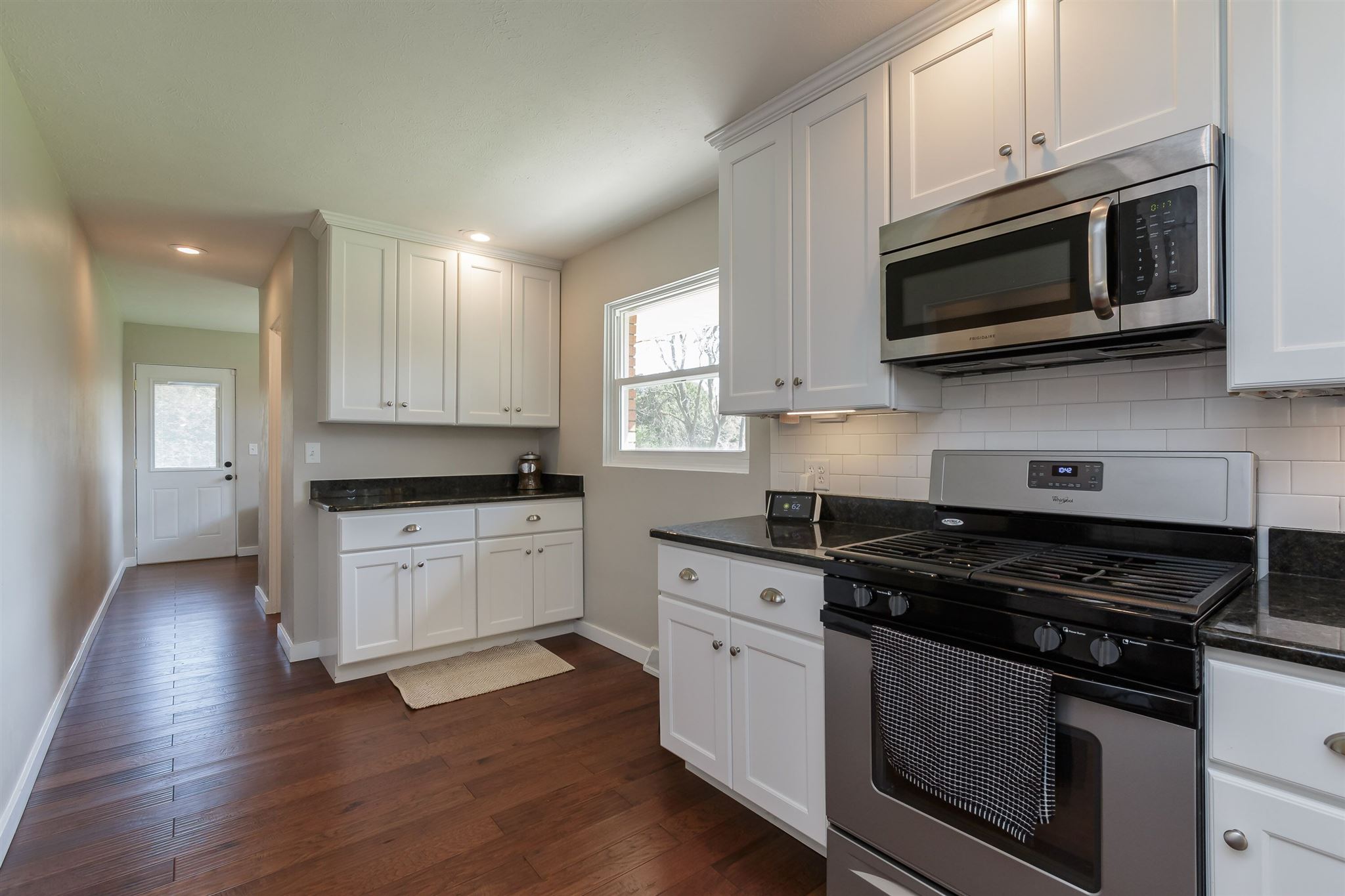 51748 Grape Road Granger, IN 46530 - Photo 16 of 36 Gallery Image 16
