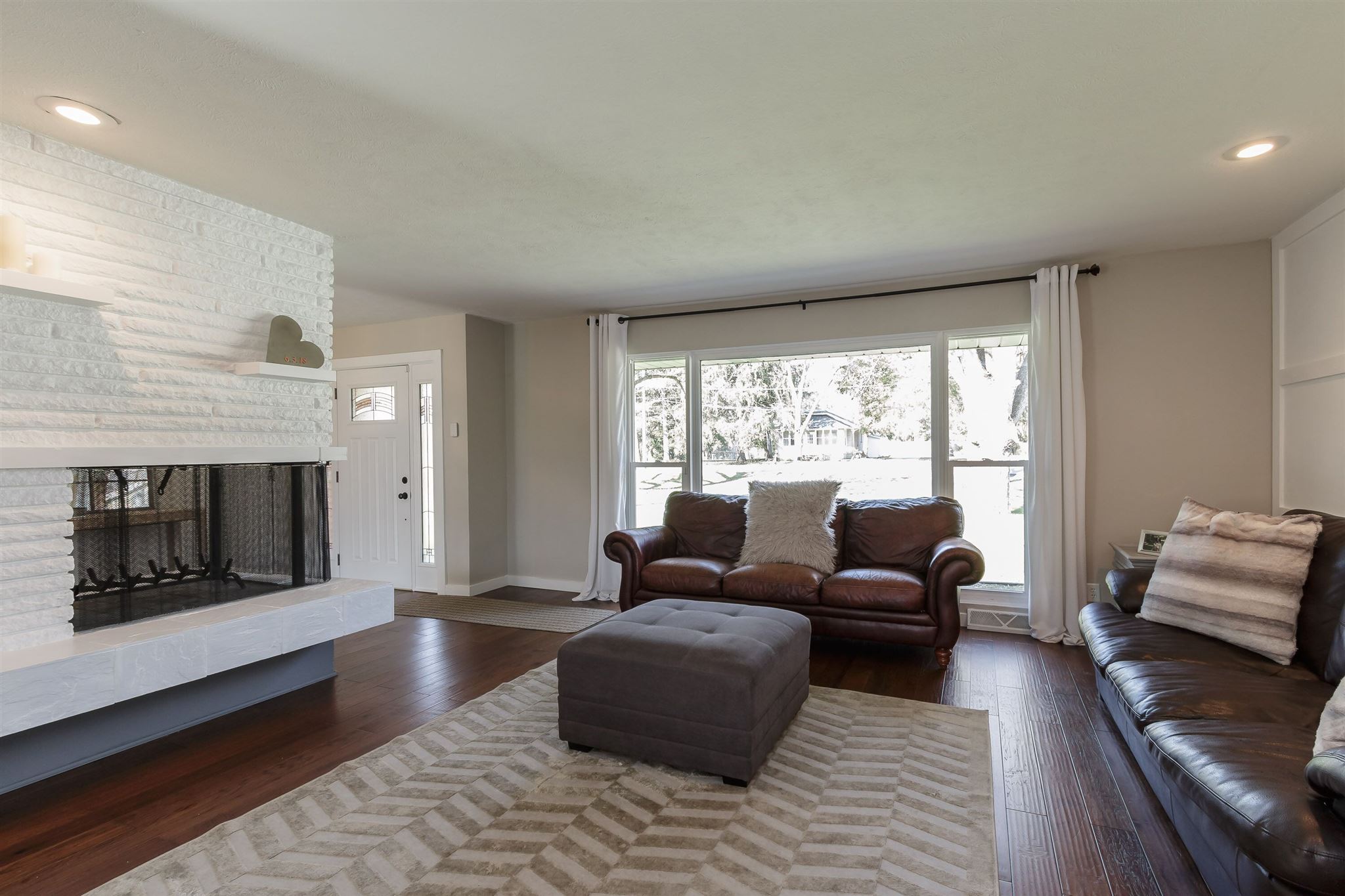 51748 Grape Road Granger, IN 46530 - Photo 6 of 36 Gallery Image 6