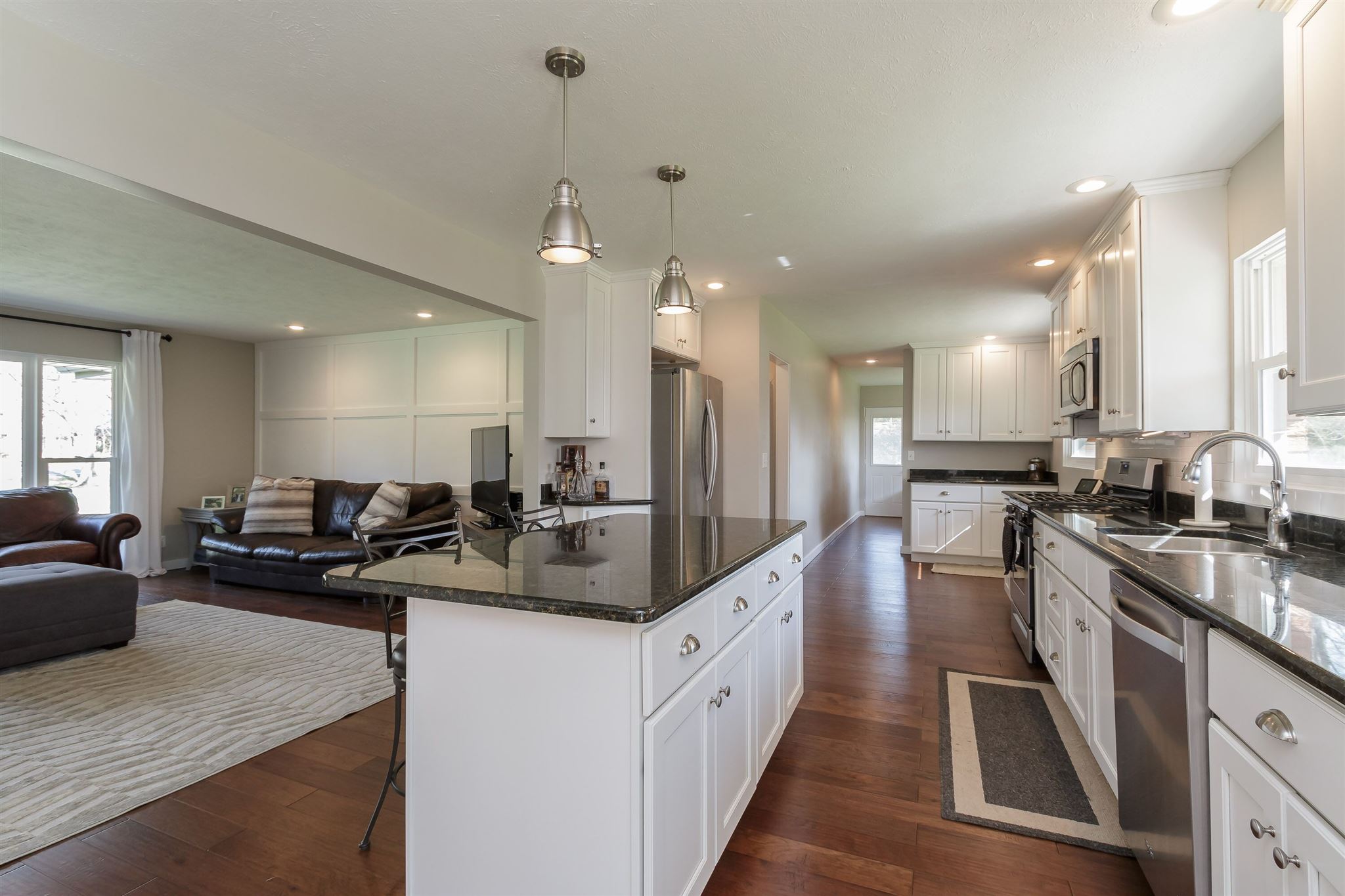 51748 Grape Road Granger, IN 46530 - Photo 10 of 36 Gallery Image 10