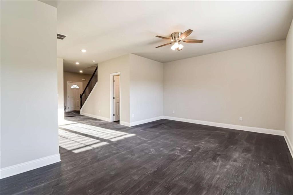 5897 Meadowview Road Rex, GA 30273 - Photo 11 of 15