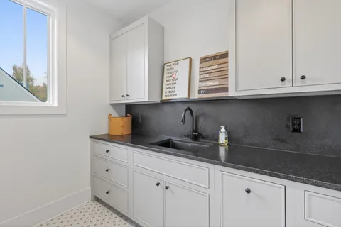 $2,760,000 | 3601 Rainbow Place, Nashville, TN 37204
