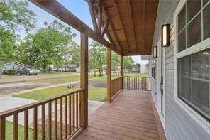 $2,200 | 422 West 26th Avenue, Covington, LA 70433