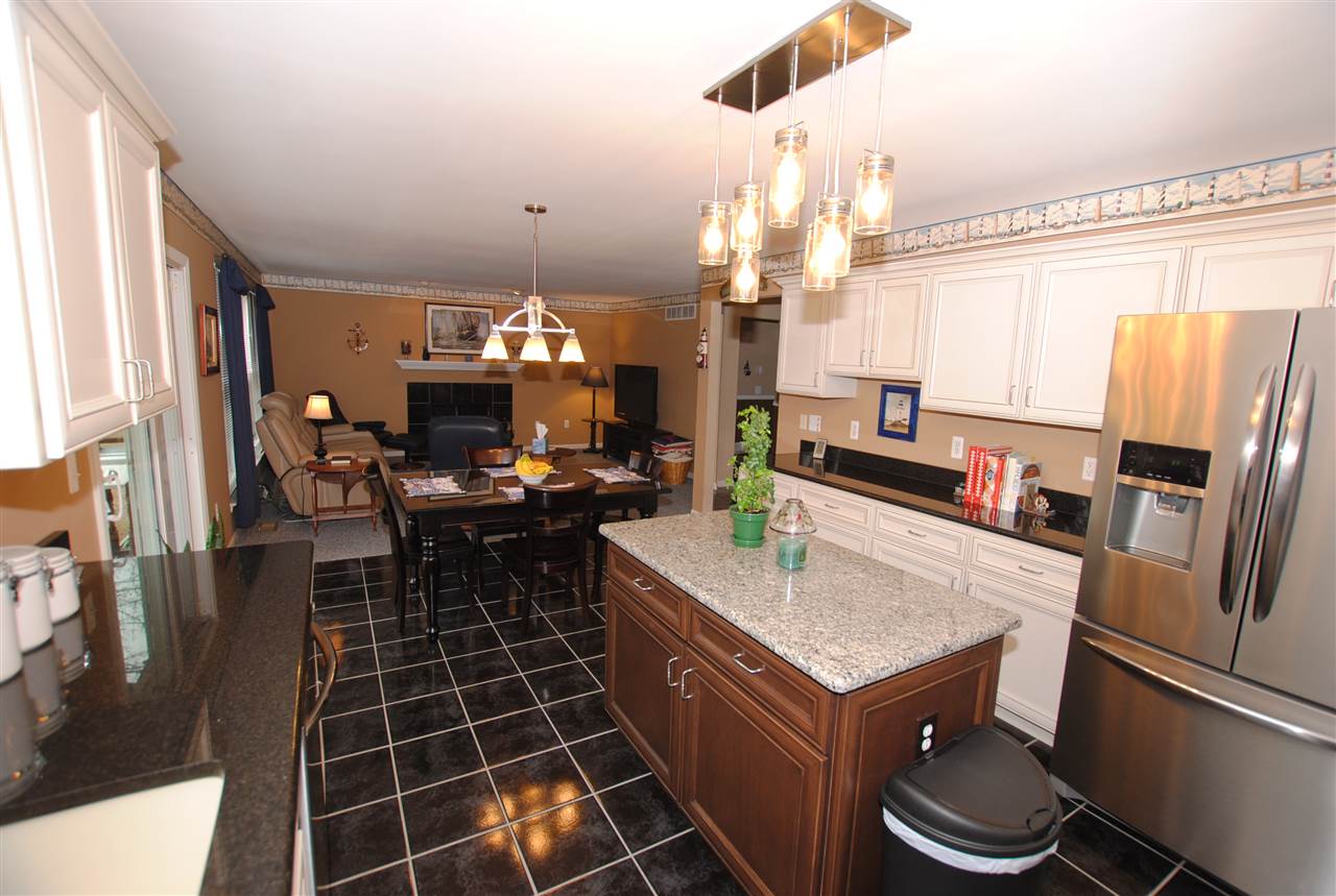 2834 Long Meadow Lane Rochester, MI 48307 - Photo 9 of 51 31376900-8.JPG