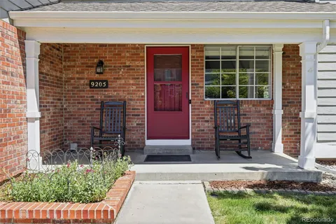 $825,000 | 9205 Madras Court, Highlands Ranch, CO 80130