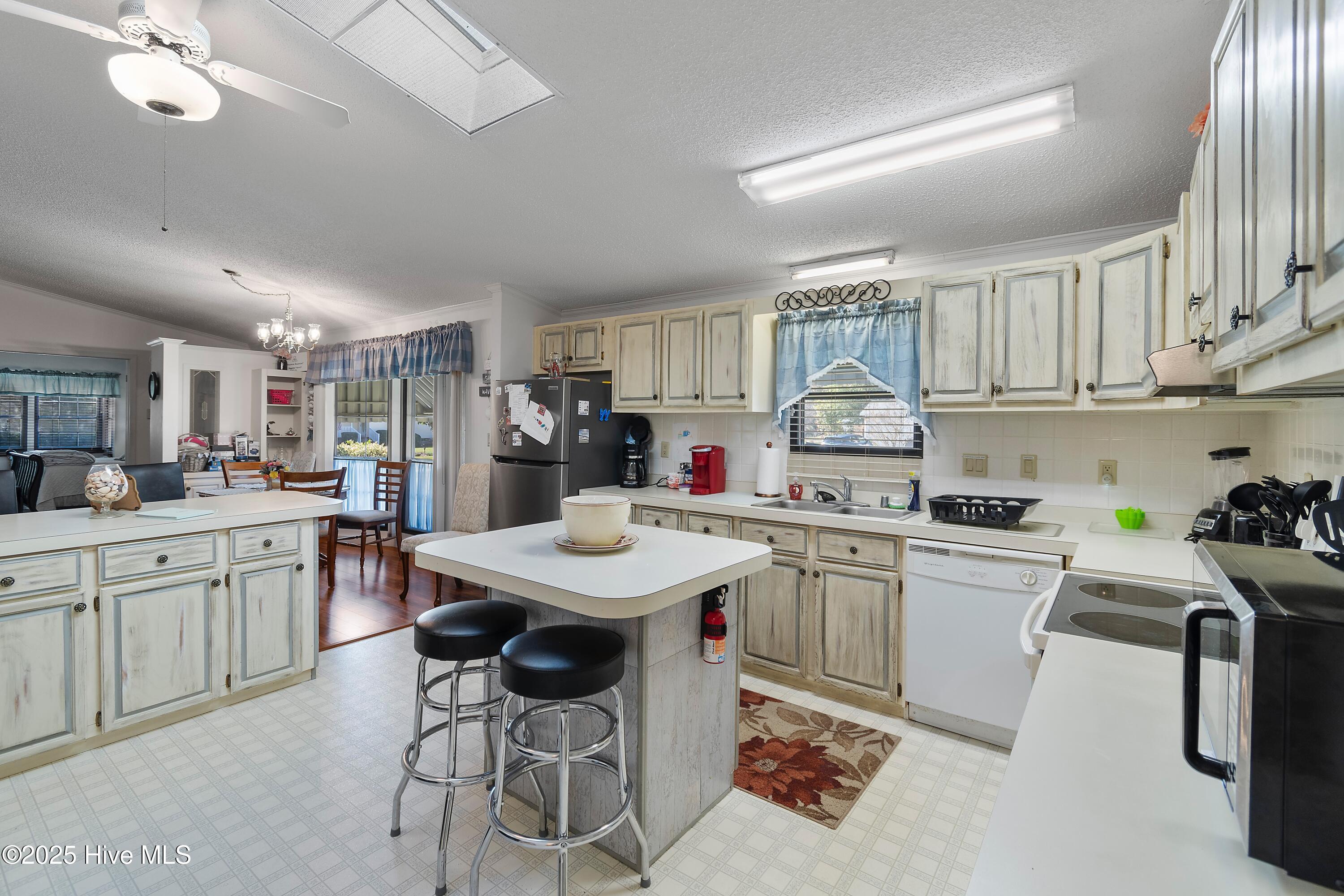 984 Myrtle Court Southwest Calabash, NC 28467 - Photo 10 of 33 984MyrtleCt - 17