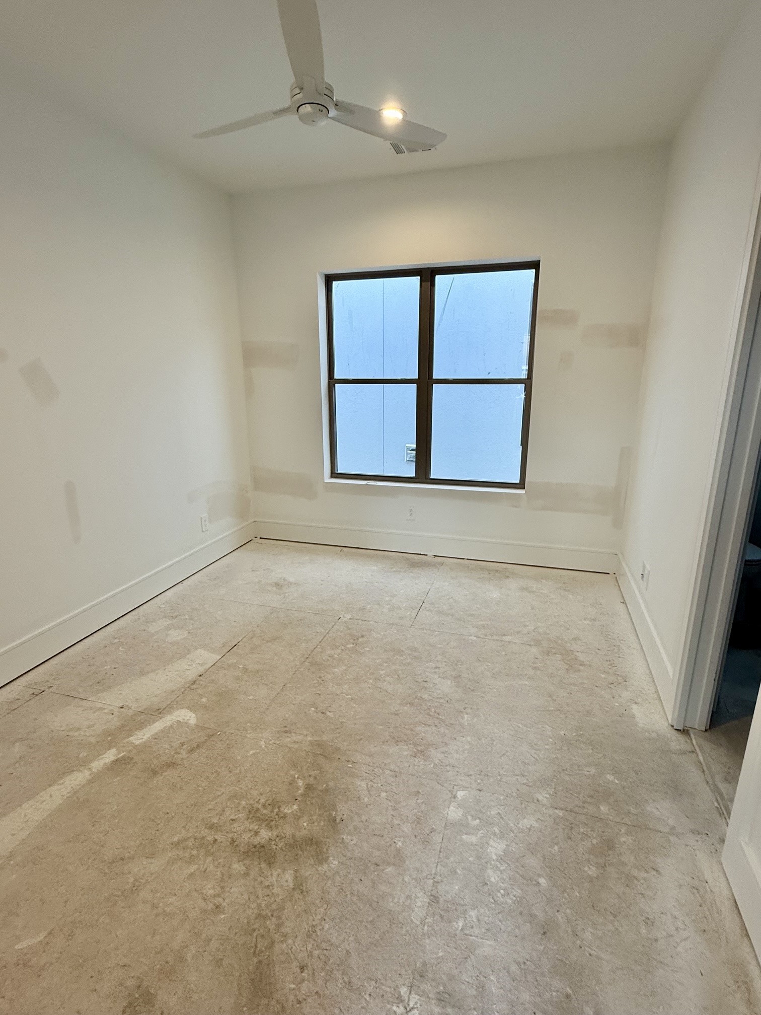 1511 Kipling Street Houston, TX 77006 - Photo 11 of 50 * Estimated Completion date 08/15/2026 *
* Construction as of 5/16 *
* Customization options available during construction ONLY
* THIS IS AN ACTIVE CONSTRUCTION SITE, BUYERS MUST REQUEST APPOINTMENT TO BE ON PREMISES AT ALL TIMES.
* All information should be independently verified. Plans are subject to change without notice