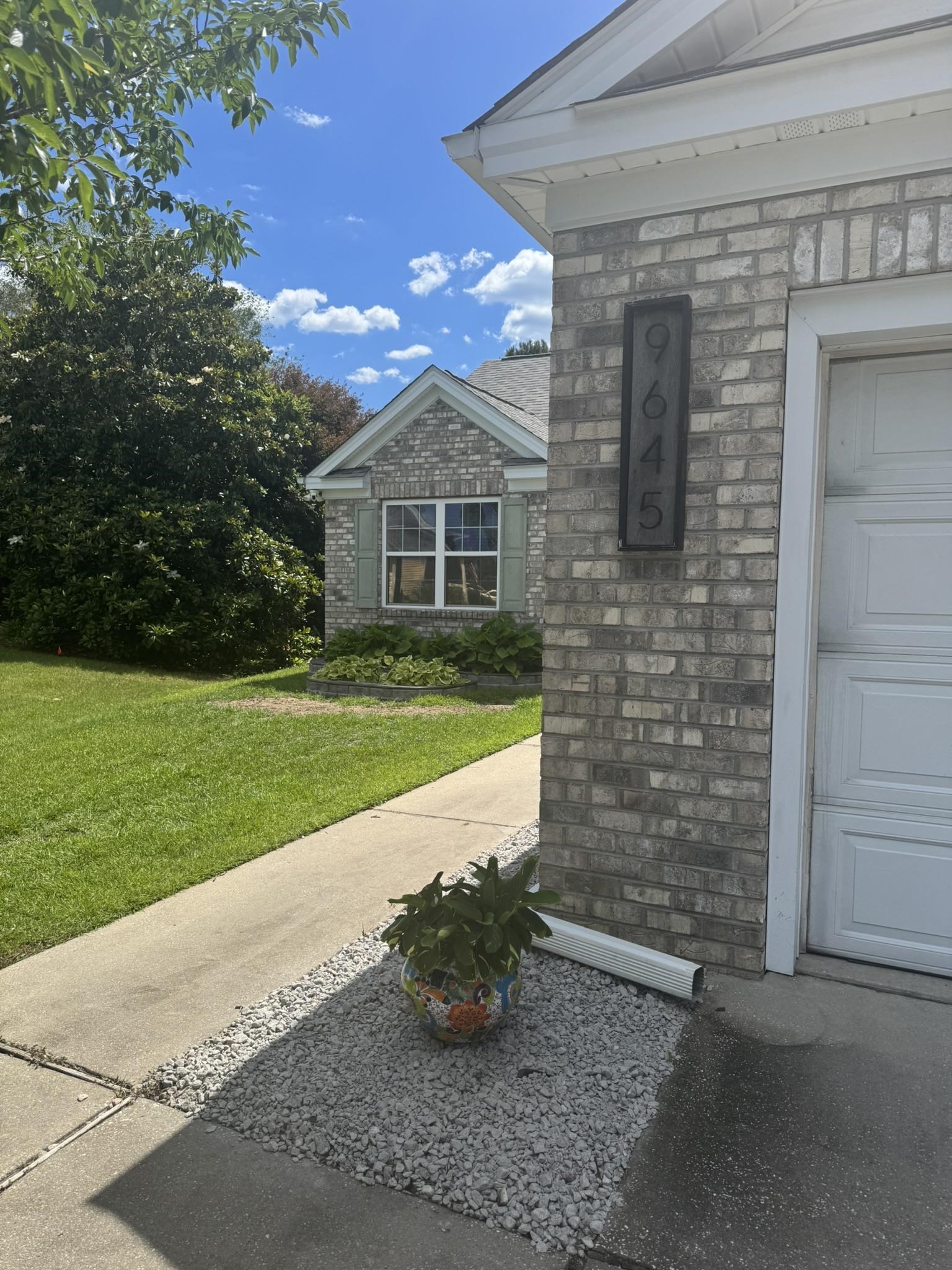 9645 Sullivan Drive Murrells Inlet, SC 29576 - Photo 2 of 28