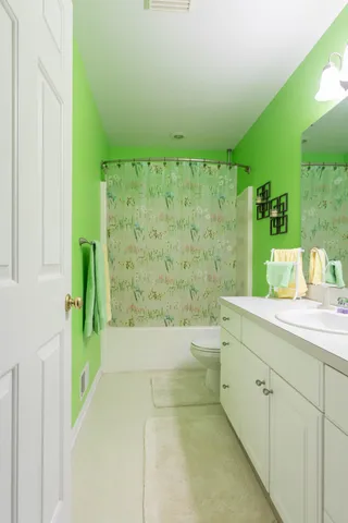 $530,000 | 2940 Eldora Court Southwest, Byron Center, MI 49315