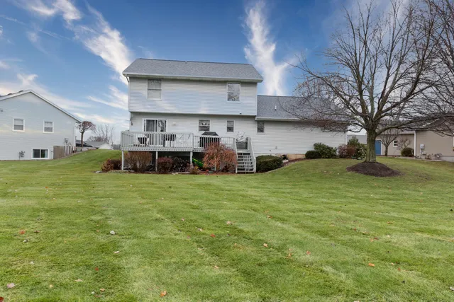 $530,000 | 2940 Eldora Court Southwest, Byron Center, MI 49315