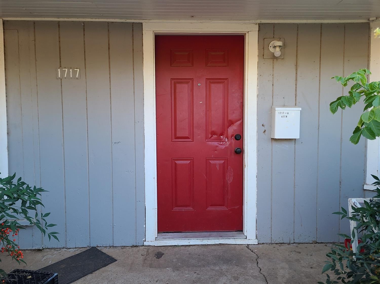1717 47th Street Lubbock, TX 79412 - Photo 3 of 3 a view of door