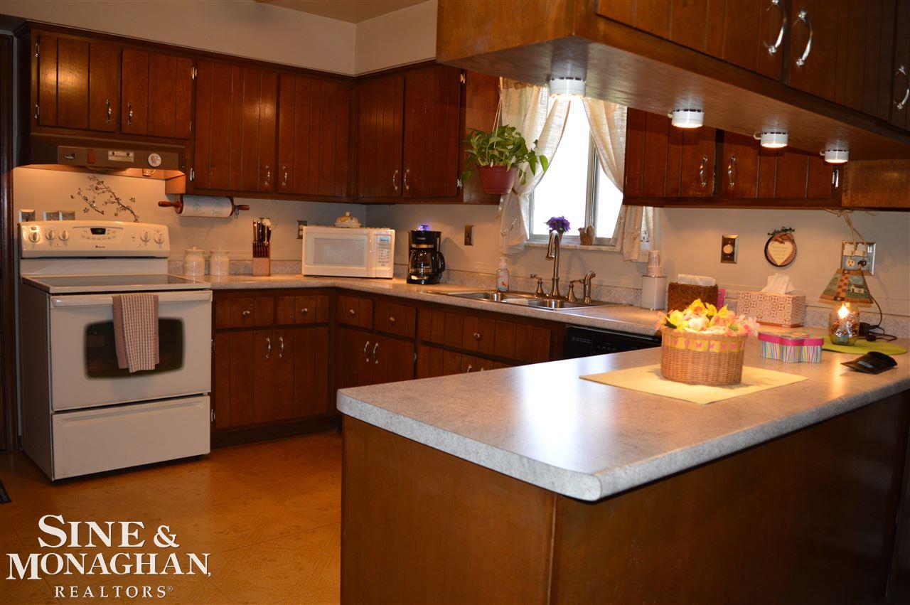 9077 Peters Road Algonac, MI 48001 - Photo 14 of 33