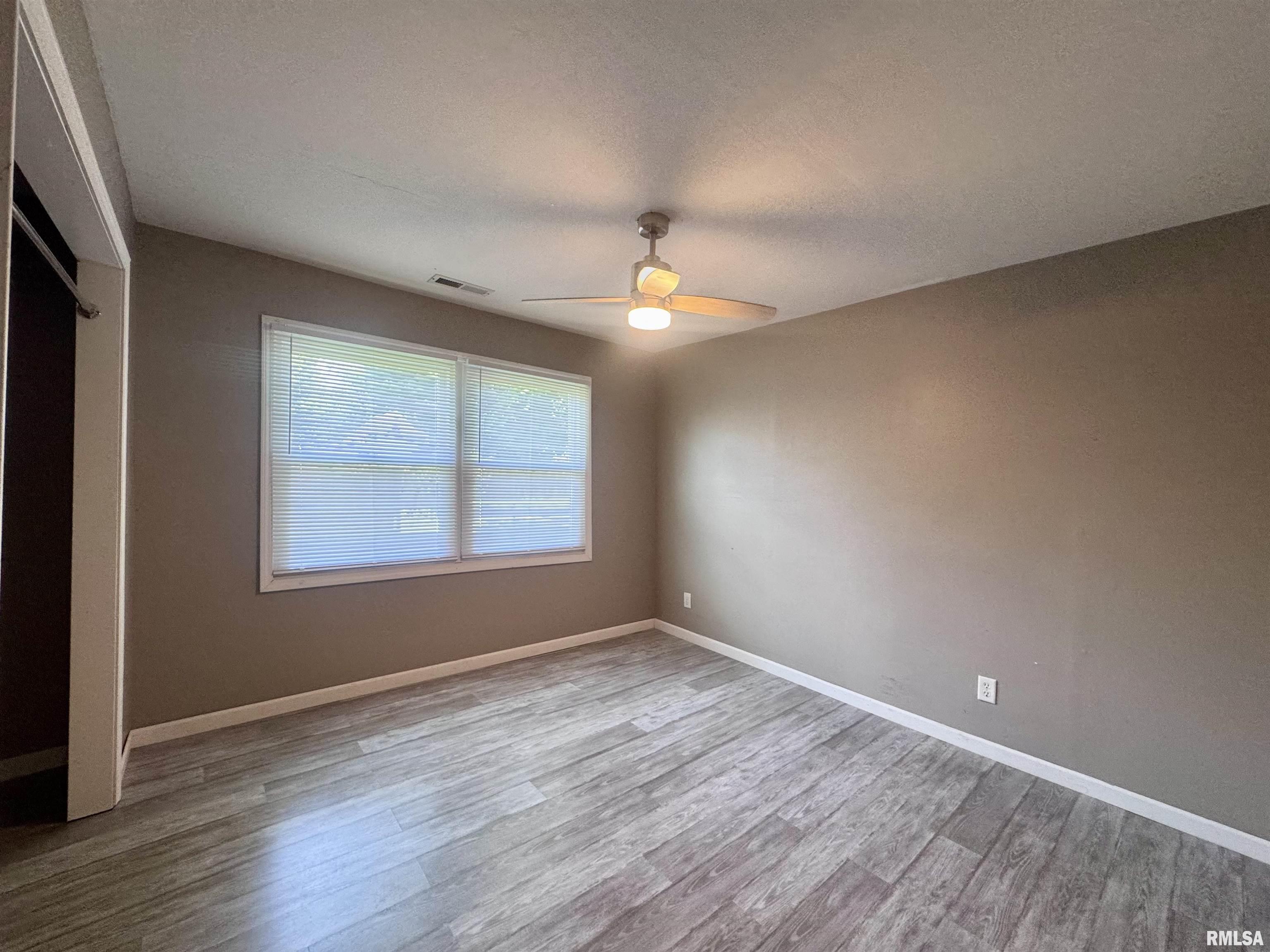 403 East Murray Street Macomb, IL 61455 - Photo 14 of 17