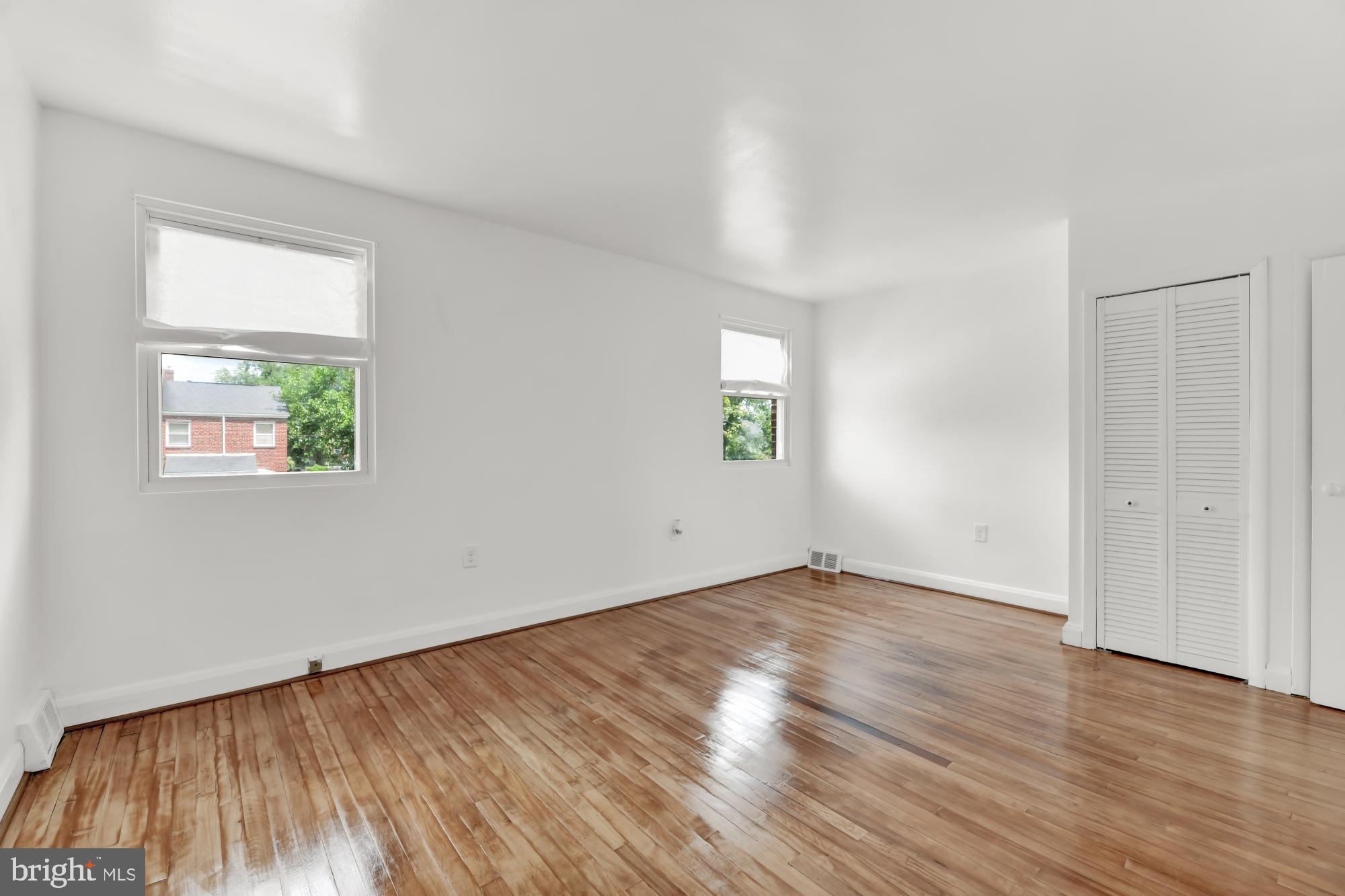 1827 Swansea Road Baltimore, MD 21239 - Photo 12 of 25 Bedroom 1