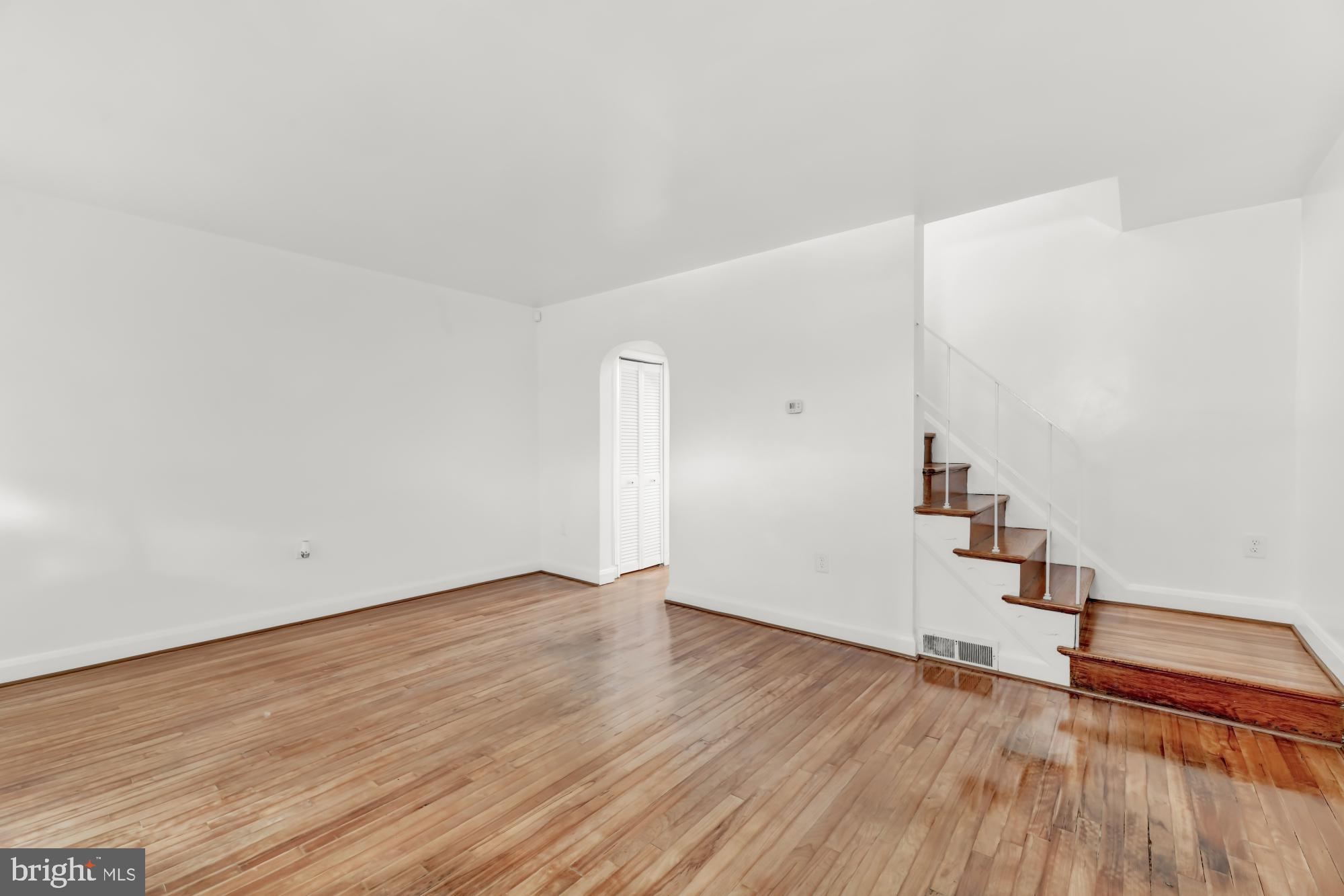 1827 Swansea Road Baltimore, MD 21239 - Photo 3 of 25 Living Room with Hardwoods