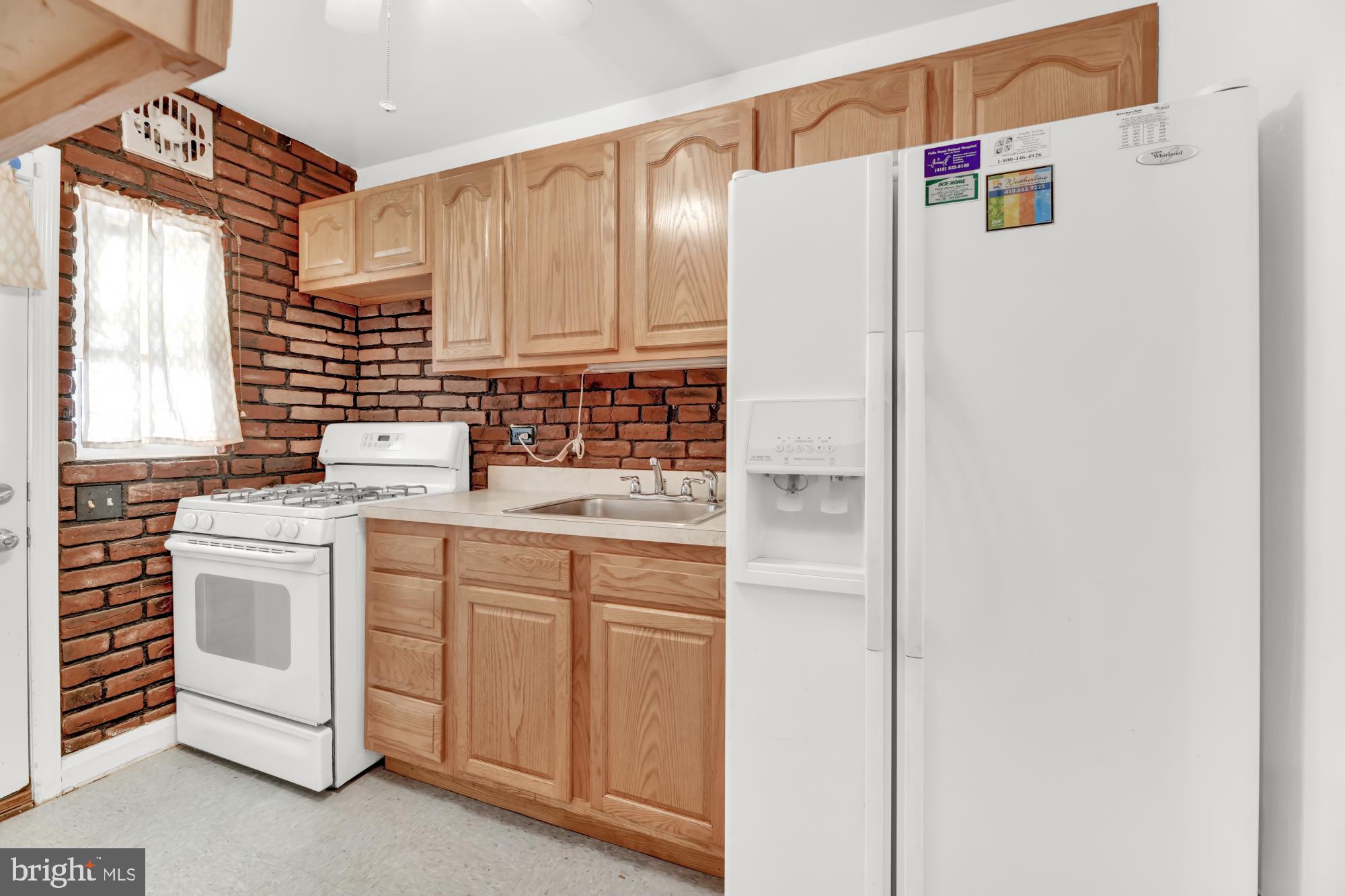 1827 Swansea Road Baltimore, MD 21239 - Photo 8 of 25 Galley Kitchen
