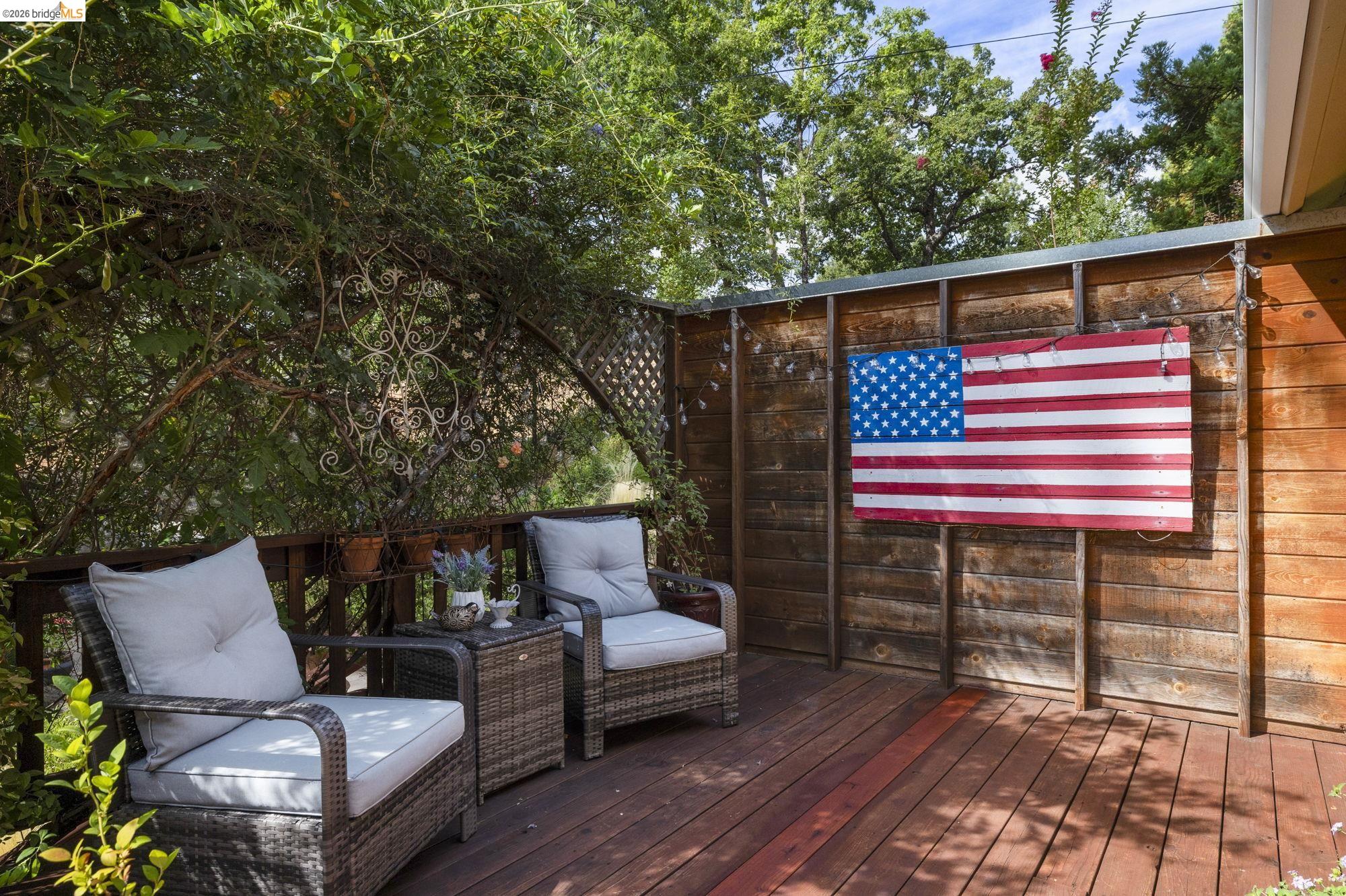 20581 Gerber Road Tuolumne, CA 95379 - Photo 32 of 60 View of wooden deck