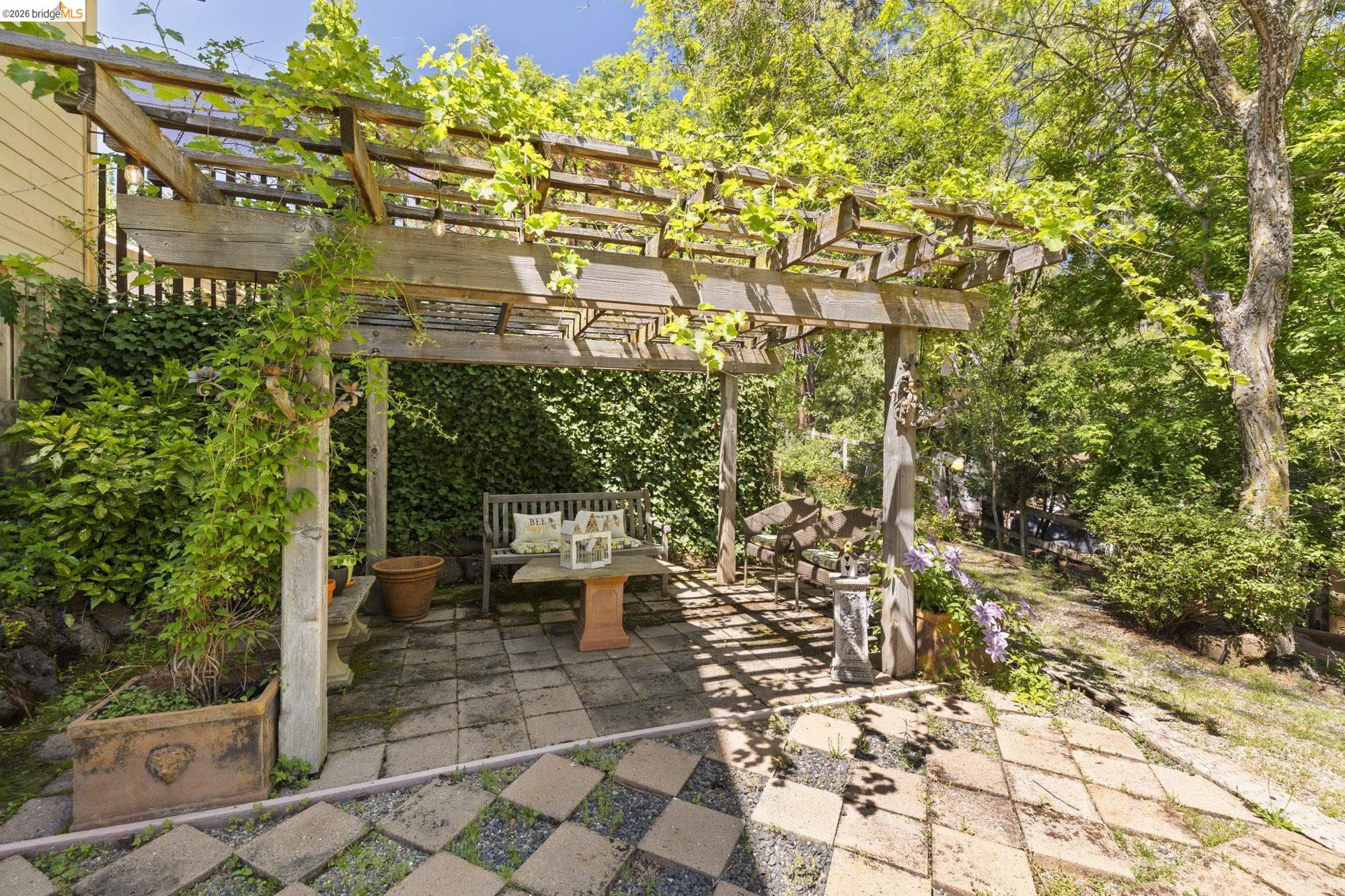 20581 Gerber Road Tuolumne, CA 95379 - Photo 43 of 60 View of patio / terrace with a pergola