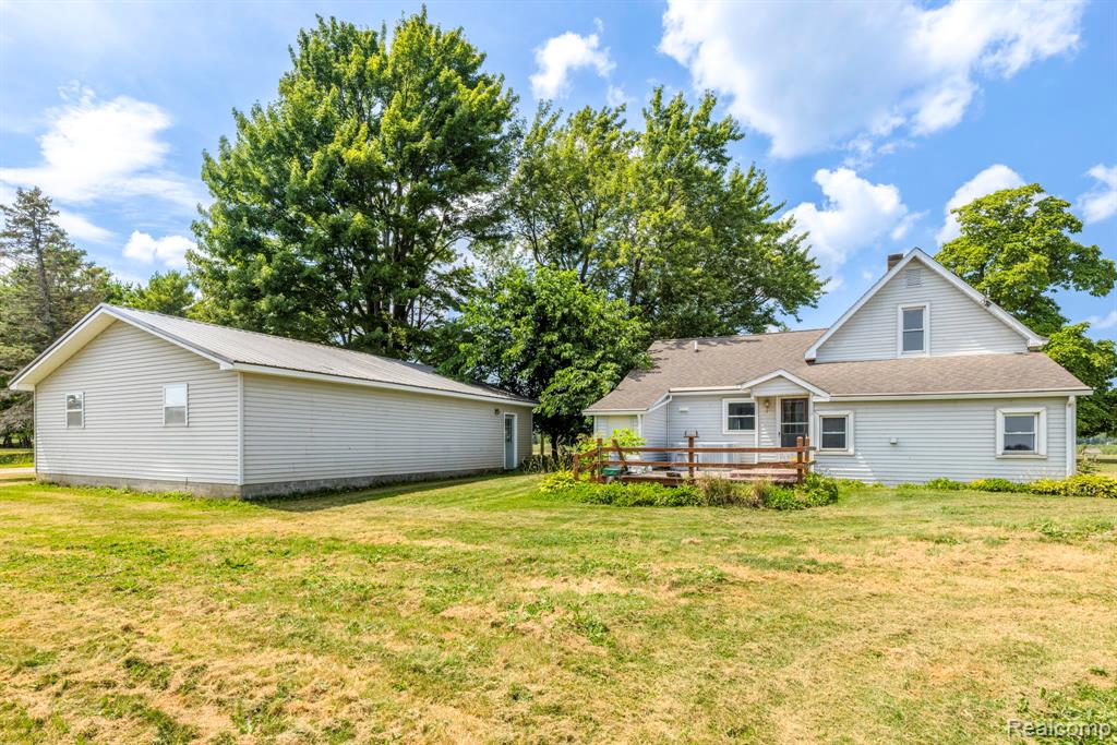 5445 Todd Road Croswell, MI 48422 - Photo 7 of 48