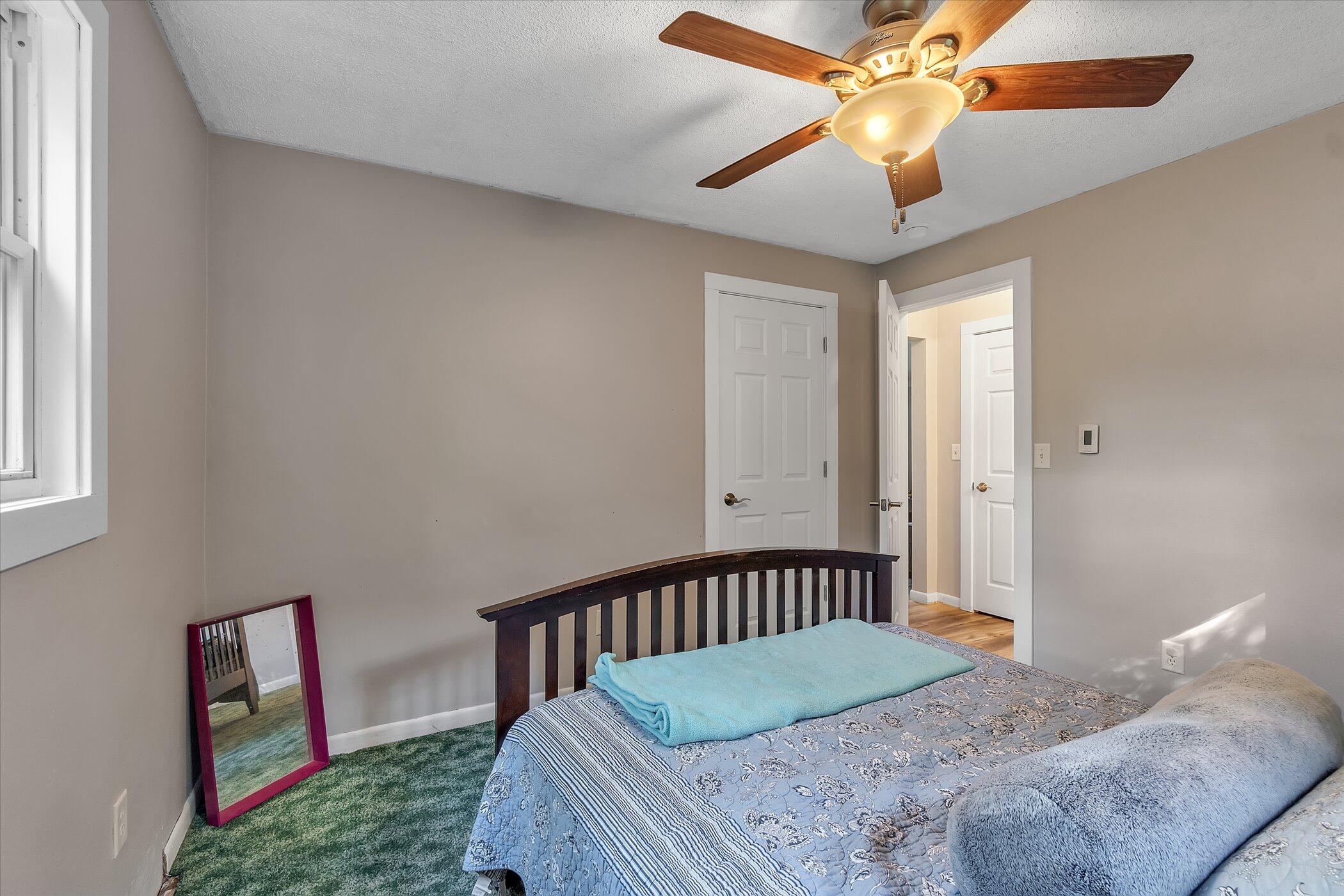 325 North Portage Road Jackson, MI 49201 - Photo 17 of 33 17-325-N-Portage-Rd-WindowStill-Real-Est