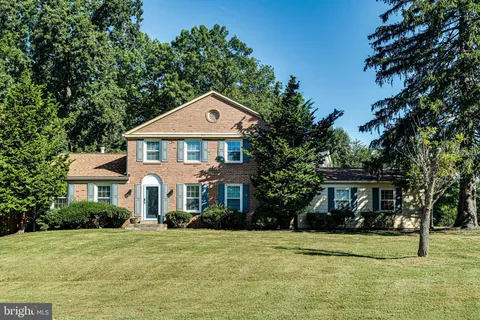 $1,000,000 | 8501 Aqueduct Road, Potomac, MD 20854