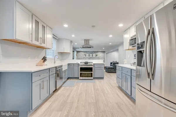 $1,000,000 | 8501 Aqueduct Road, Potomac, MD 20854