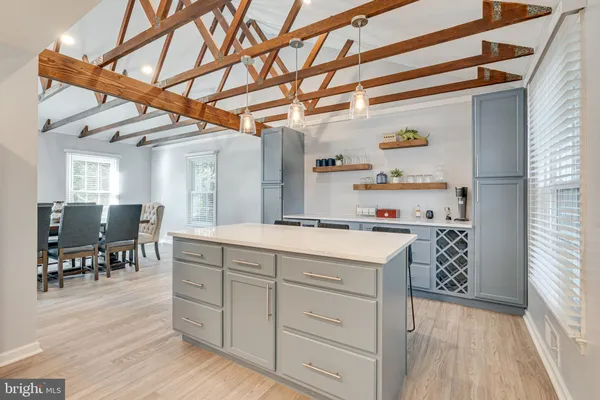 $1,000,000 | 8501 Aqueduct Road, Potomac, MD 20854