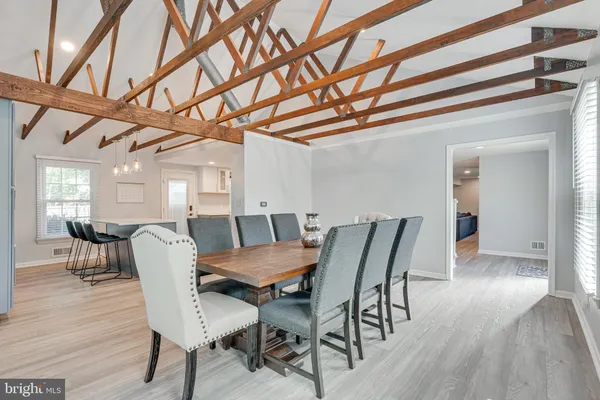 $1,000,000 | 8501 Aqueduct Road, Potomac, MD 20854