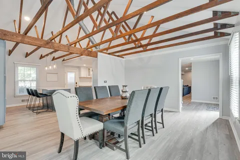 $1,000,000 | 8501 Aqueduct Road, Potomac, MD 20854