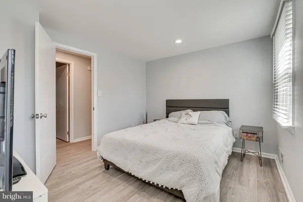 $1,000,000 | 8501 Aqueduct Road, Potomac, MD 20854