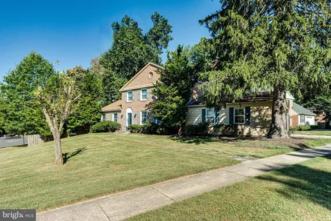 $1,000,000 | 8501 Aqueduct Road, Potomac, MD 20854