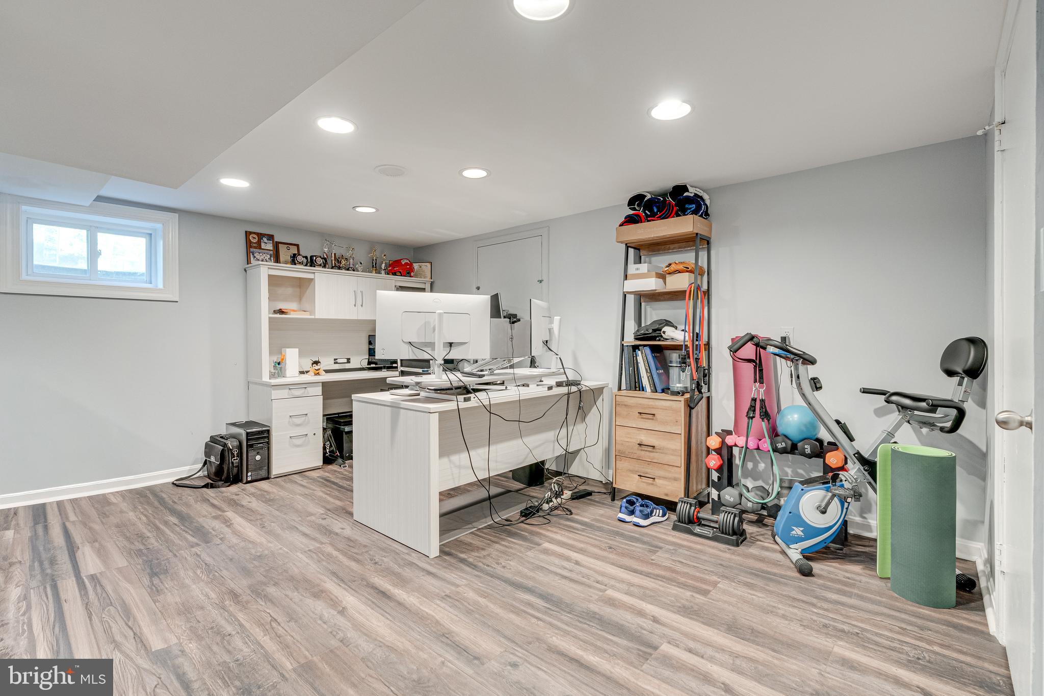 8501 Aqueduct Road Potomac, MD 20854 - Photo 43 of 75