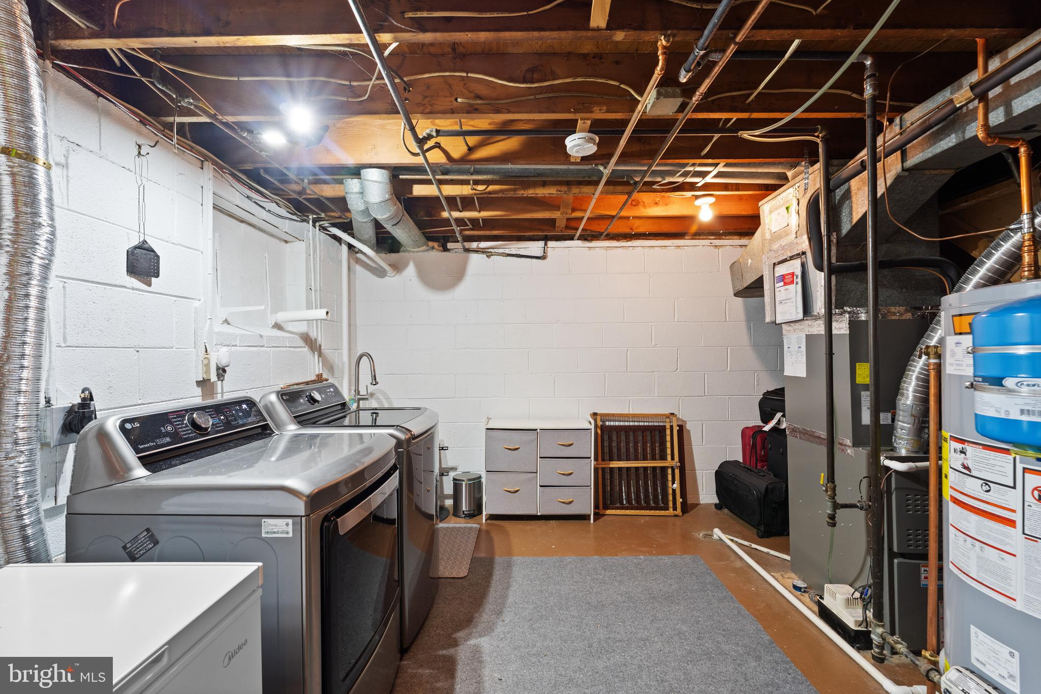 8501 Aqueduct Road Potomac, MD 20854 - Photo 44 of 75