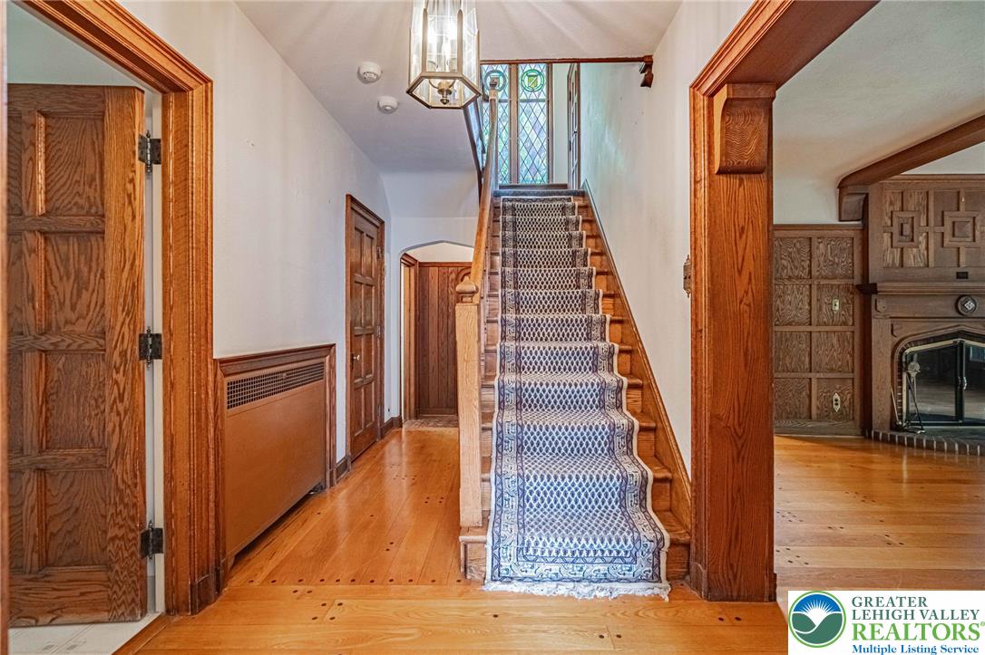 2829 Gordon Street Allentown, PA 18104 - Photo 11 of 56