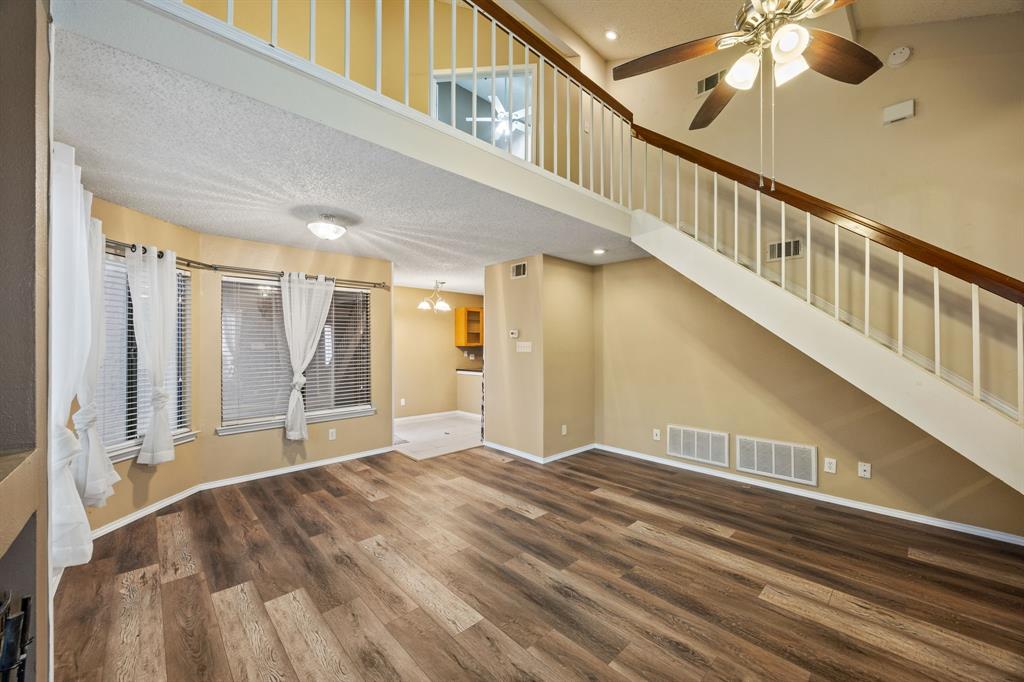 559 Ranch Trail, Unit 213 Irving, TX 75063 - Photo 7 of 18 a view of an entryway