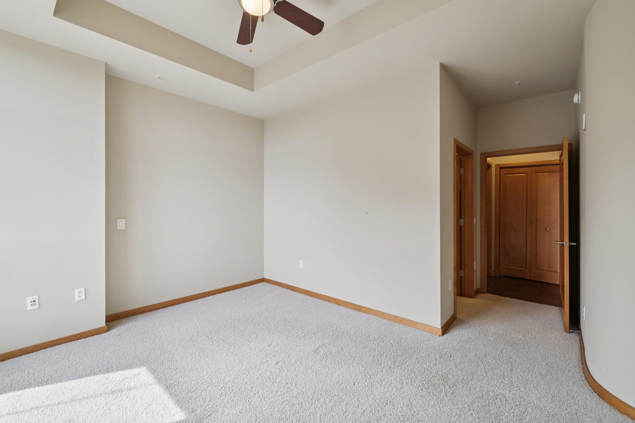 625 North Segoe Road, Unit 809 Madison, WI 53705 - Photo 20 of 57