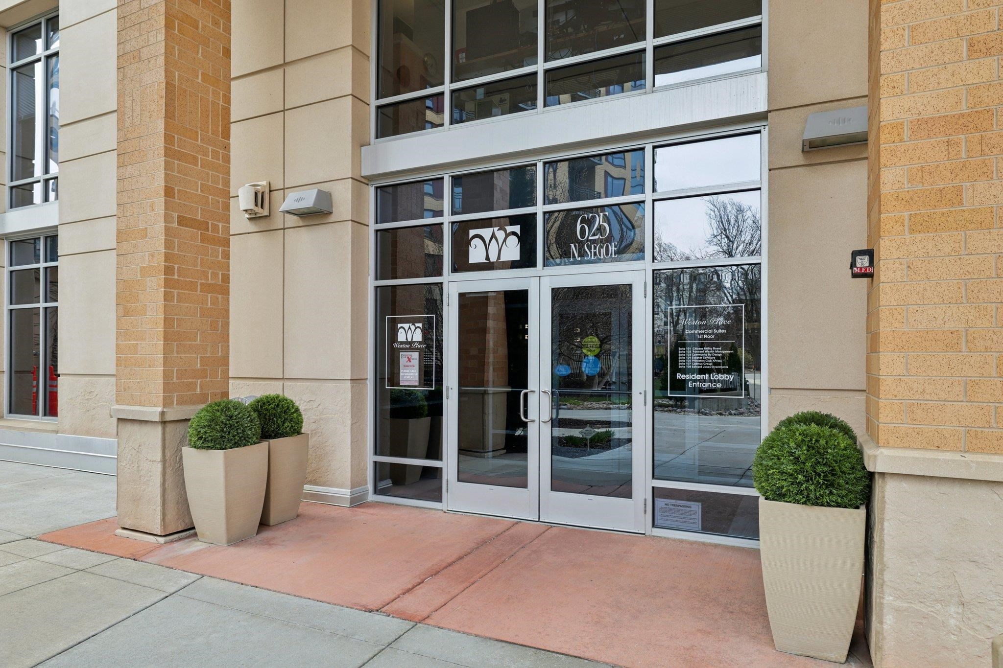 625 North Segoe Road, Unit 809 Madison, WI 53705 - Photo 28 of 57