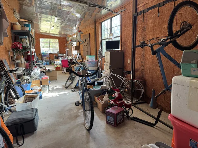 $300,000 | 307 Deerwood Drive, Trinity, TX 75862