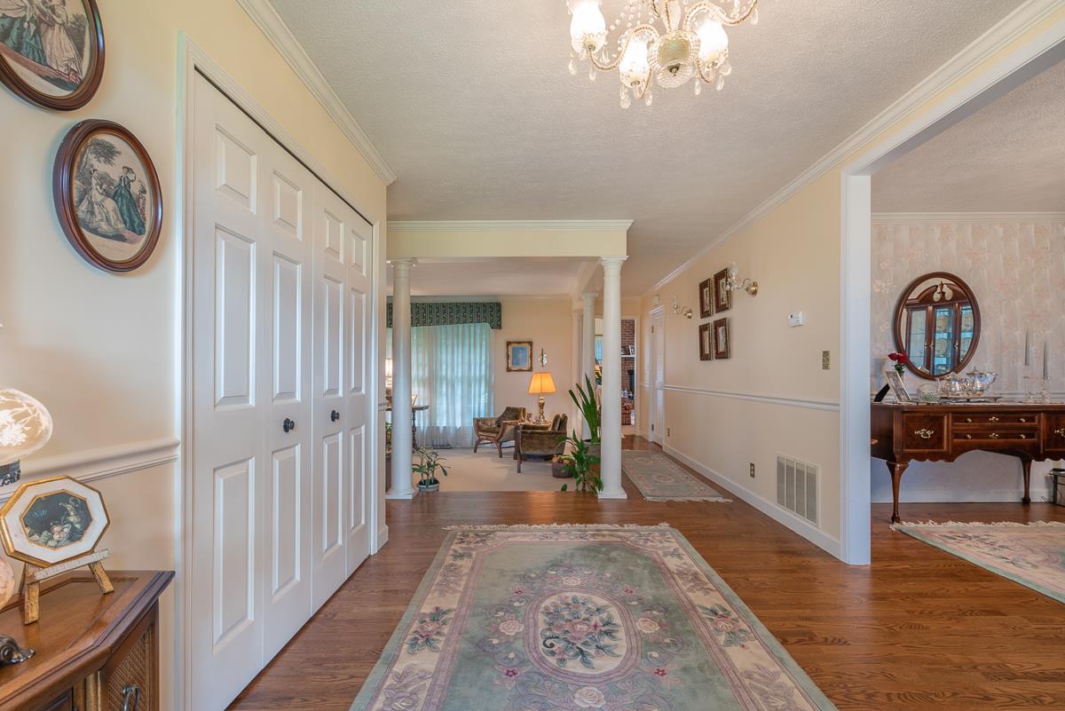 1872 C Spring Hill Road Staunton, VA 24401 - Photo 8 of 50 Gallery Image 8